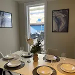 Skuteviken House *