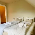 Skuteviken House Apartment *