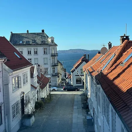 Leilighet Charming House With Roof Terrace And Sea View Bergen