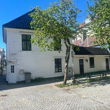 Skuteviken House Apartment *