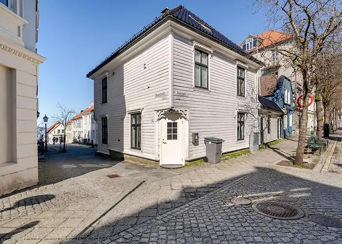 Skuteviken House *